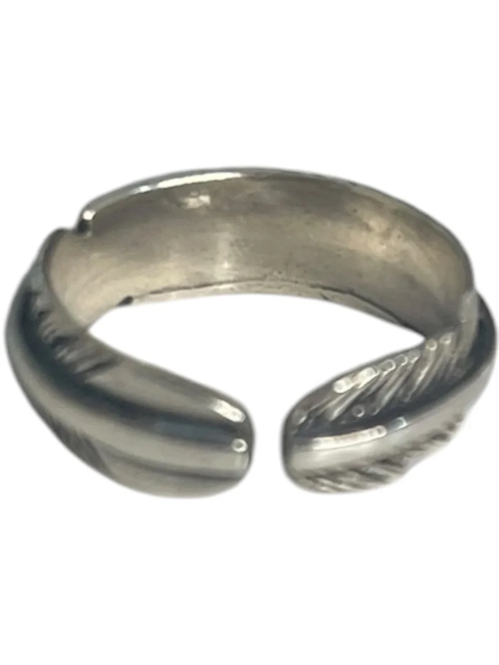 Chan Luu Carved Feather Open-Back Ring Silver